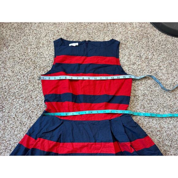 L.L. Bean Signature Dress, size 2 Petite, Red & Blue Sleeveless, Fit N Flare - Picture 4 of 9